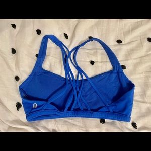 Lululemon sports bra